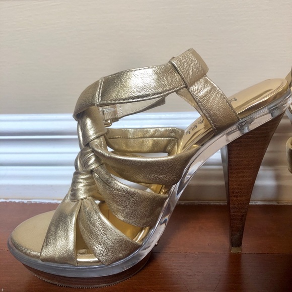 Michael Kors Heels for sale - Picture 2 of 3